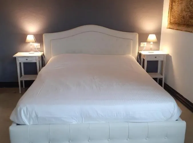 Bed & Breakfast Borgo Gerbina Agriturismo&azienda Agricola 3*