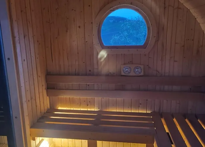 Bed & Breakfast Borgo Gerbina Agriturismo&azienda Agricola 3*